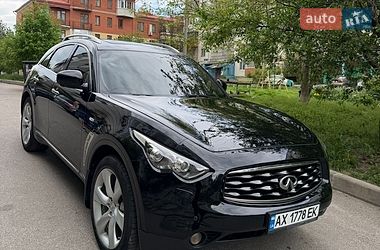 Внедорожник / Кроссовер Infiniti FX 37 2013 в Харькове