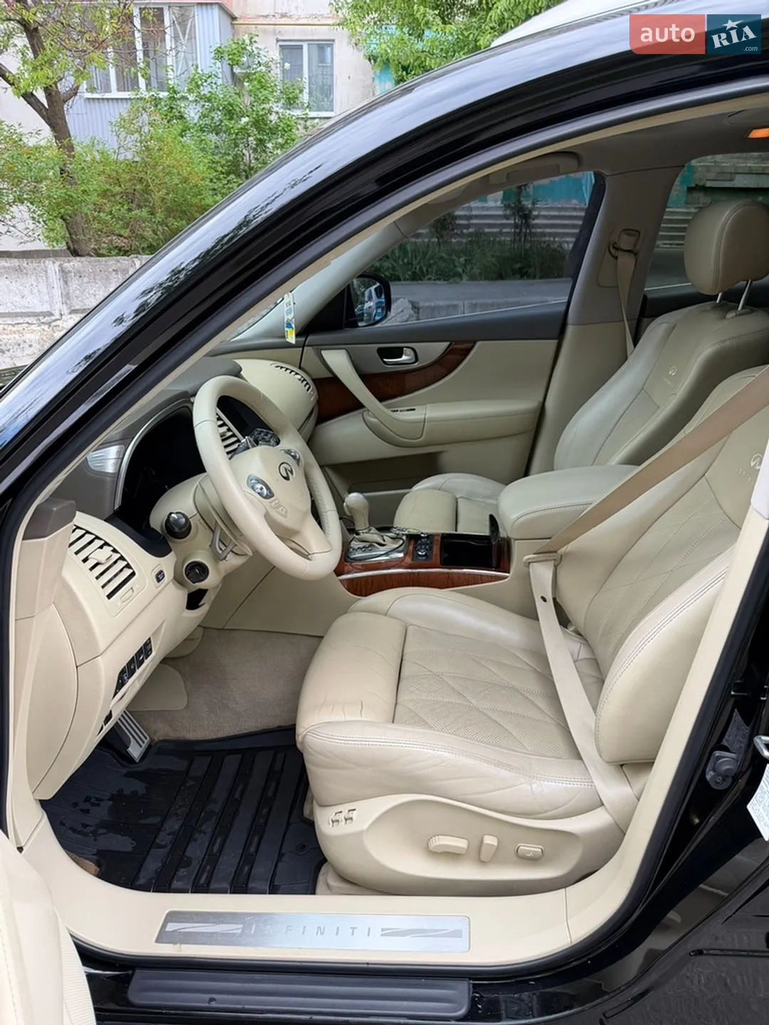 2011 Infiniti FX - мініатюра 6