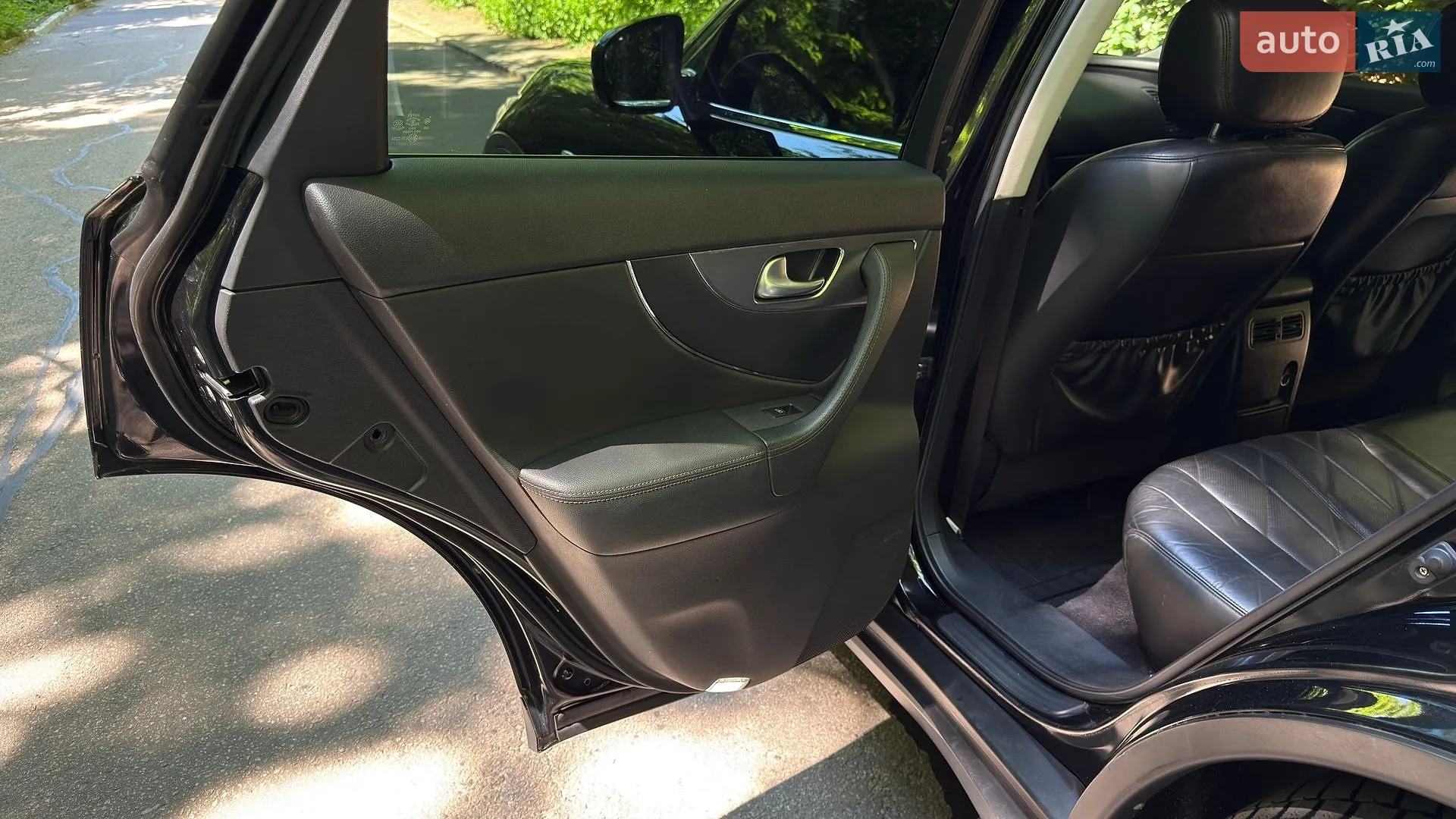2010 Infiniti FX - мініатюра 22