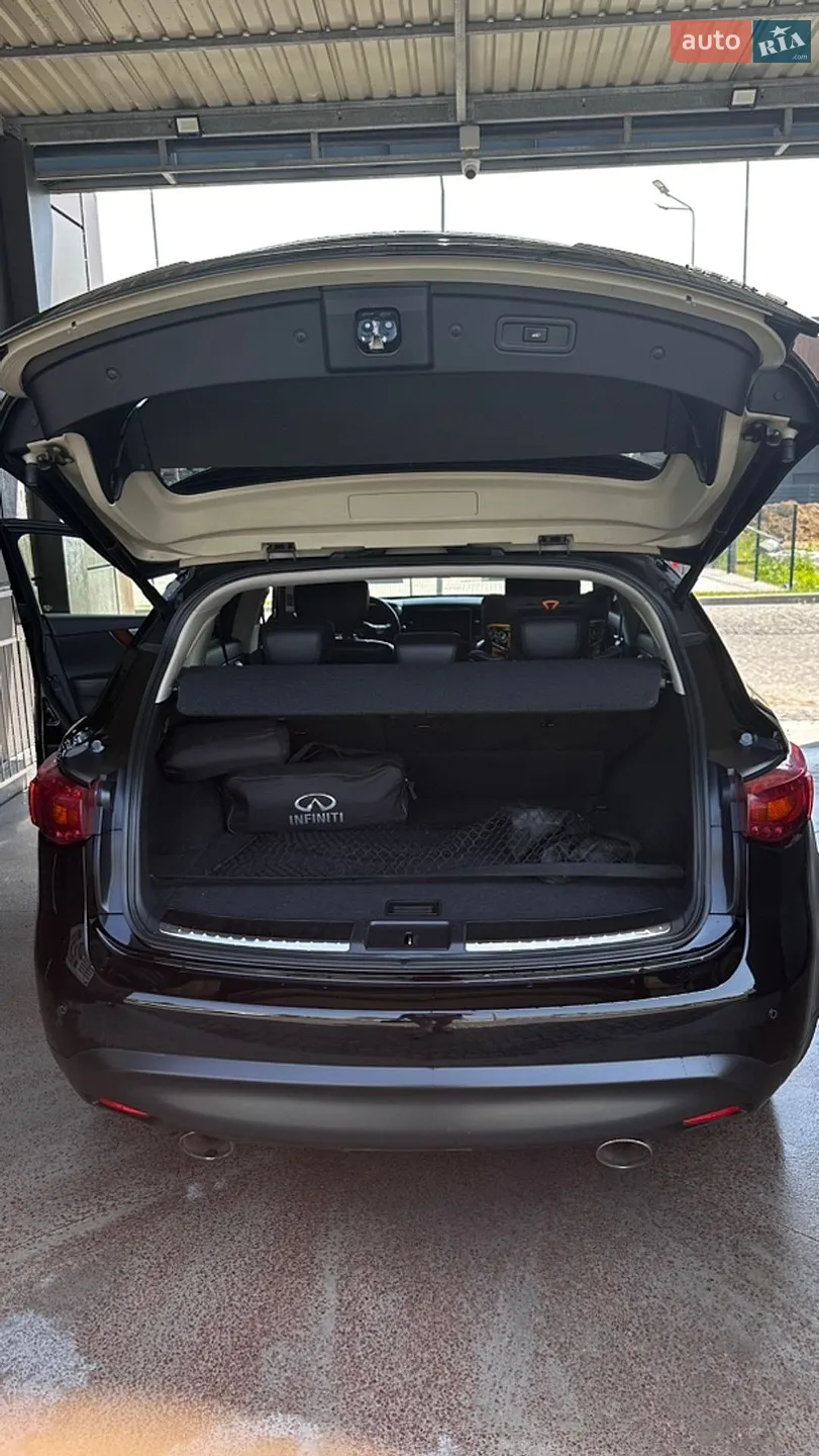 2011 Infiniti FX - мініатюра 18