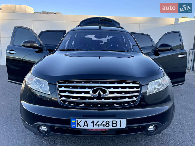 Внедорожник / Кроссовер Infiniti FX 45 2004 в Киеве