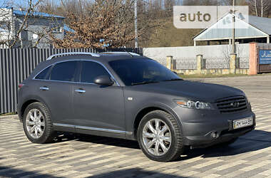 Внедорожник / Кроссовер Infiniti FX 45 2008 в Сваляве