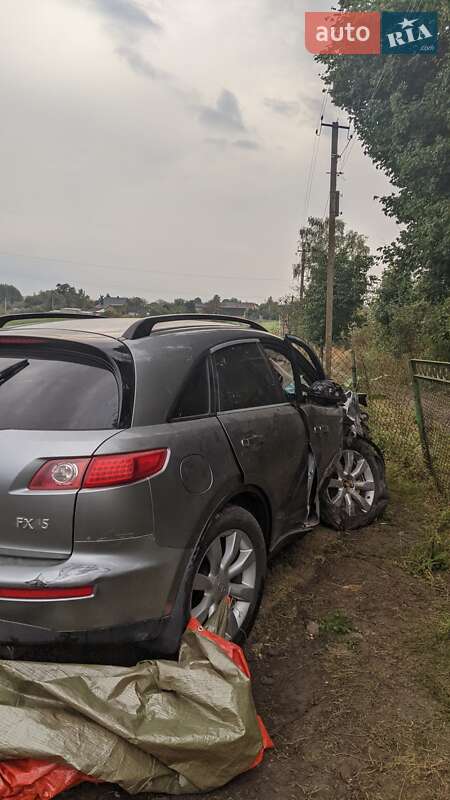 Позашляховик / Кросовер Infiniti FX 45 2003 в Рівному