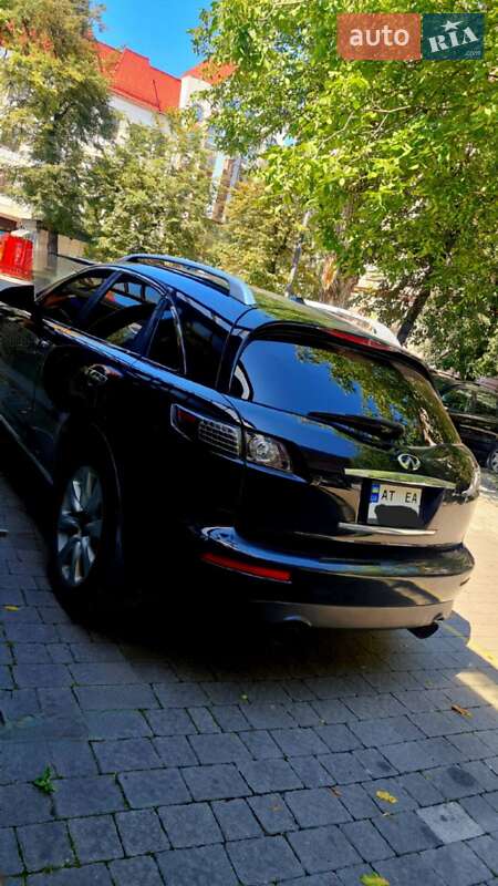 Внедорожник / Кроссовер Infiniti FX 45 2006 в Ивано-Франковске
