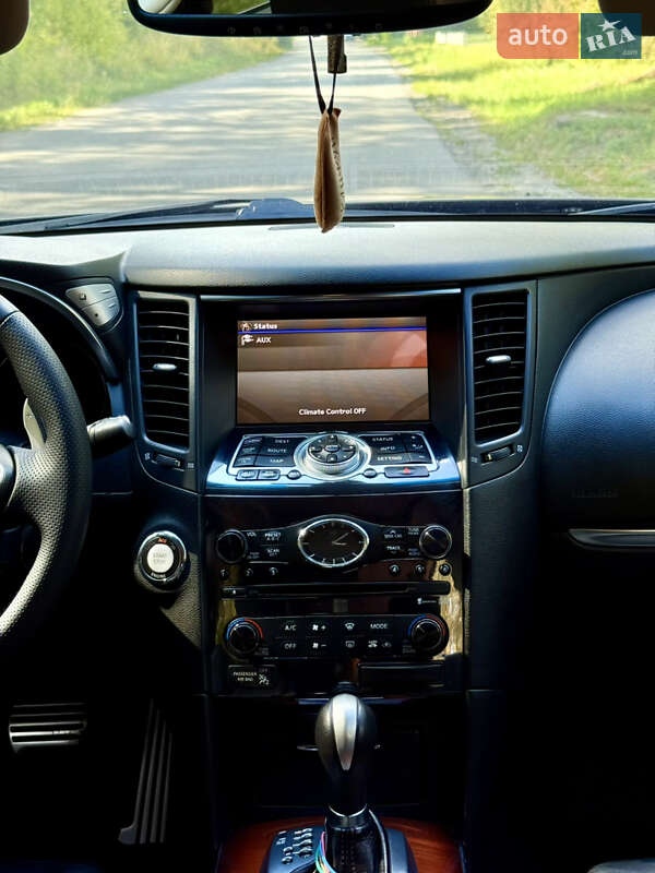 Позашляховик / Кросовер Infiniti FX 50 2008 в Краснограді