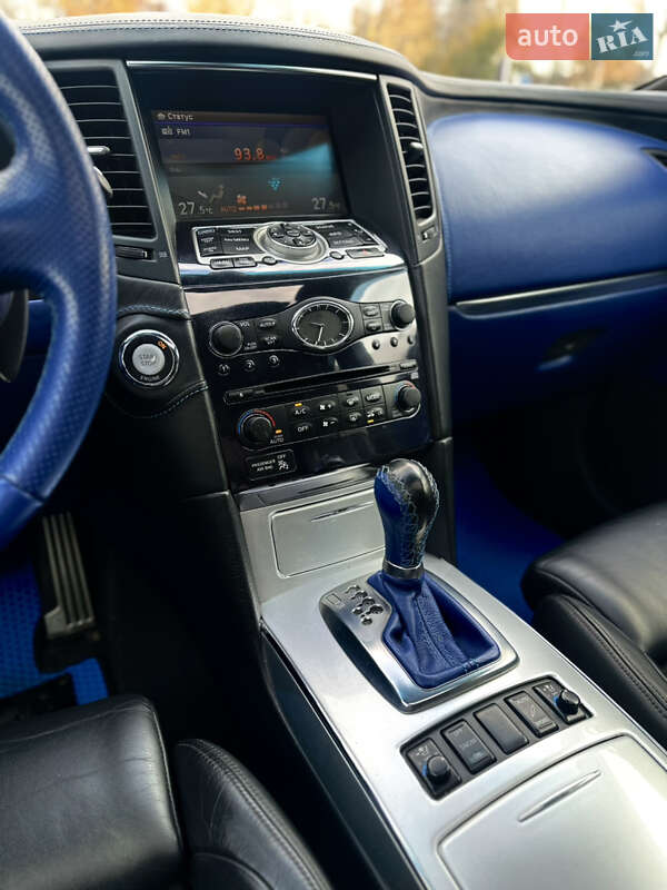 Позашляховик / Кросовер Infiniti FX 50 2009 в Києві