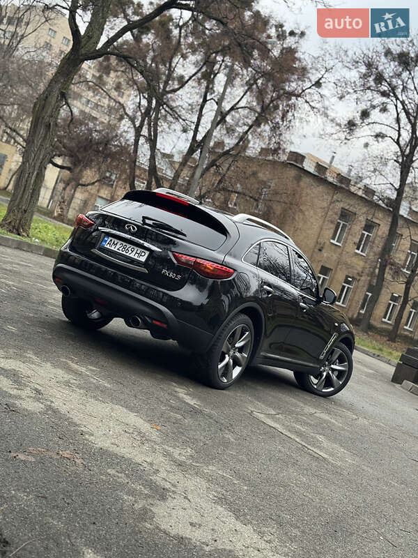Позашляховик / Кросовер Infiniti FX 50 2008 в Києві