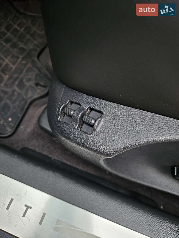 Позашляховик / Кросовер Infiniti FX 50 2008 в Києві