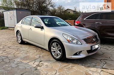 Седан Infiniti G25 2012 в Киеве