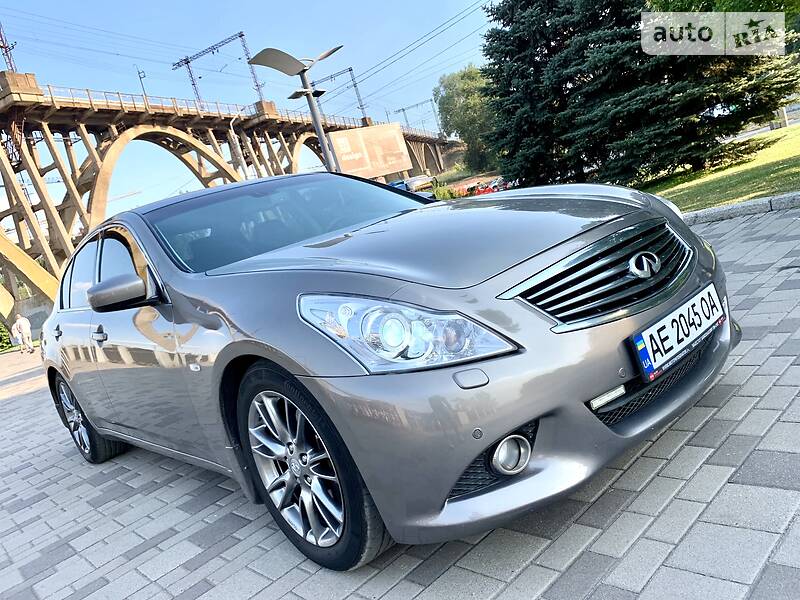 Седан Infiniti G25 2011 в Києві фото 4 Седан Infiniti G25 2011 в Києві