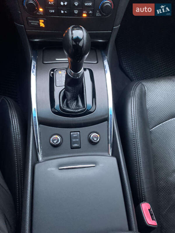 Седан Infiniti G25 2010 в Виннице фото 3 Седан Infiniti G25 2010 в Виннице