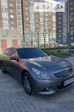 Седан Infiniti G25 2011 в Хмельницком