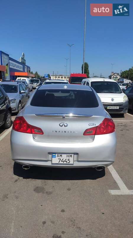 Седан Infiniti G25 2012 в Житомире