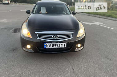 Седан Infiniti G25 2010 в Киеве