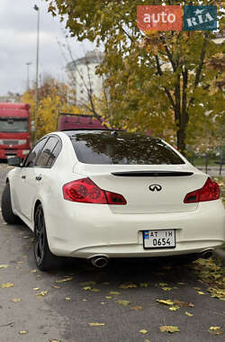 Седан Infiniti G25 2011 в Івано-Франківську