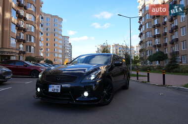 Седан Infiniti G25 2010 в Киеве