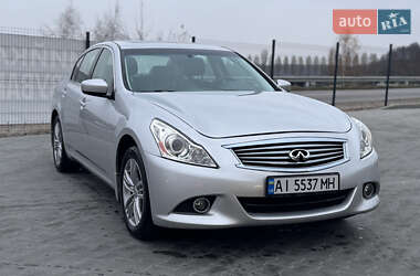 Седан Infiniti G25 2010 в Києві