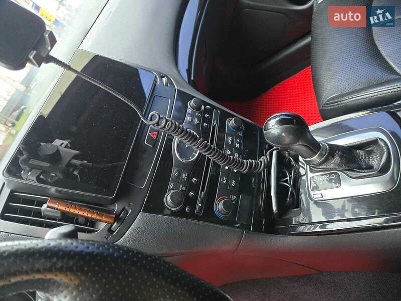 Седан Infiniti G25 2011 в Криховцах