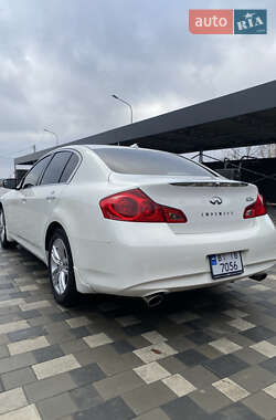 Седан Infiniti G25 2011 в Полтаві