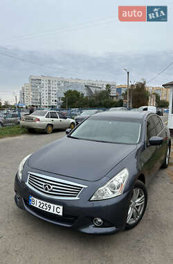 Седан Infiniti G25 2012 в Полтаві