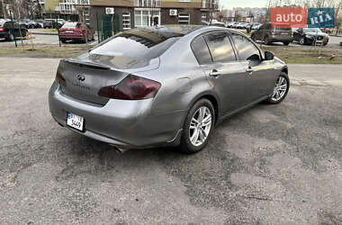 Седан Infiniti G25 2012 в Кременчуге