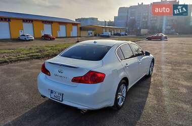 Седан Infiniti G25 2011 в Черкассах