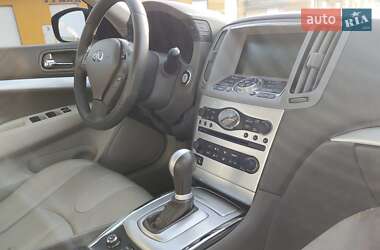 Седан Infiniti G25 2011 в Черкассах