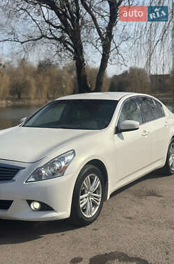 Седан Infiniti G25 2012 в Ровно