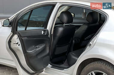 Седан Infiniti G25 2011 в 