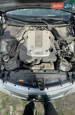 Седан Infiniti G25 2012 в 