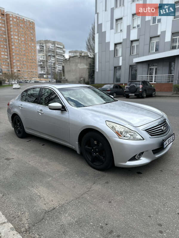 Седан Infiniti G25 2010 в Одесі