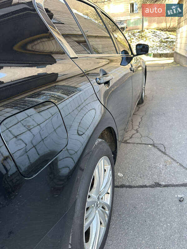 Седан Infiniti G25 2010 в Києві