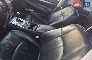Седан Infiniti G25 2010 в 