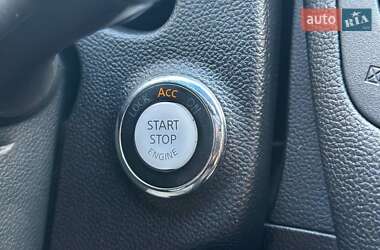 Седан Infiniti G25 2011 в 