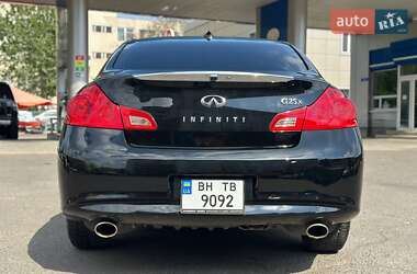 Седан Infiniti G25 2011 в 