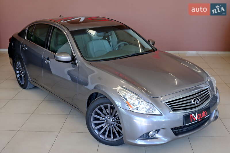 Седан Infiniti G25 2011 в Одессе