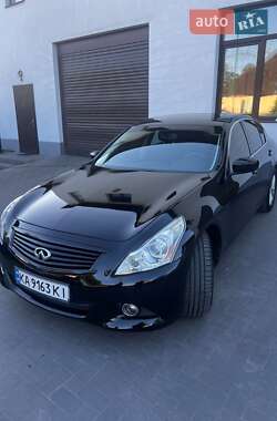 Седан Infiniti G25 2011 в Києві