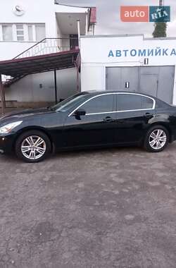 Седан Infiniti G25 2012 в 