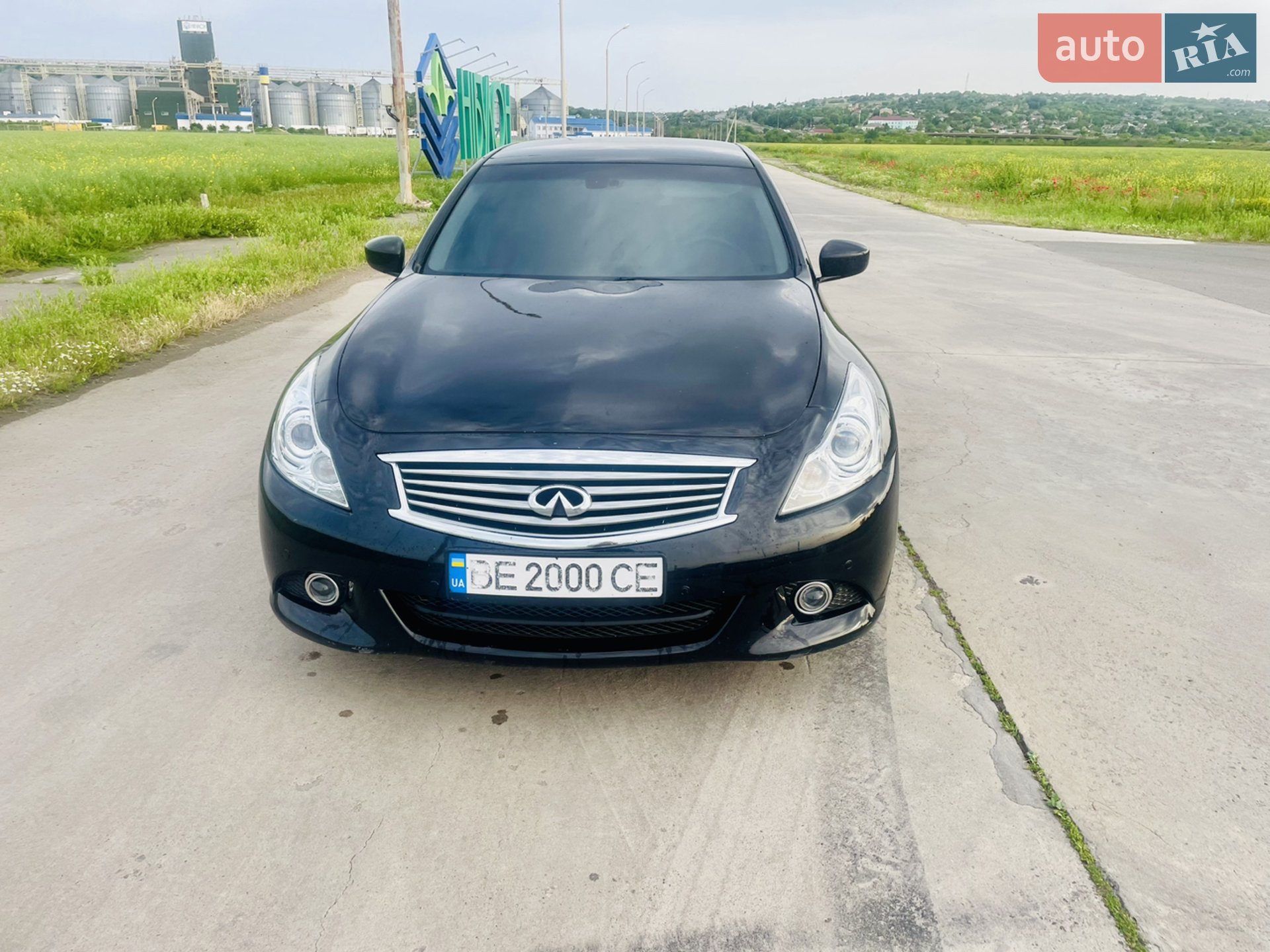 Infiniti G25 2012