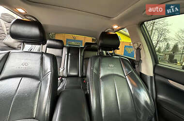 Седан Infiniti G25 2012 в 