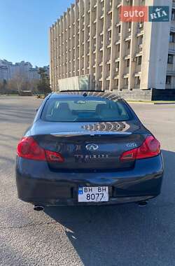 Седан Infiniti G25 2011 в 