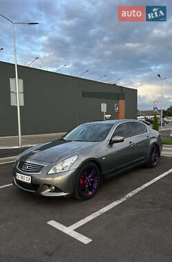 Седан Infiniti G25 2010 в Киеве