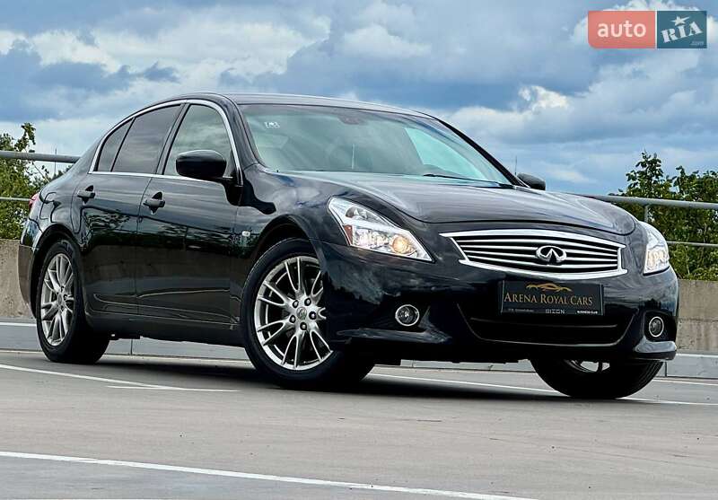 Infiniti G25 2012