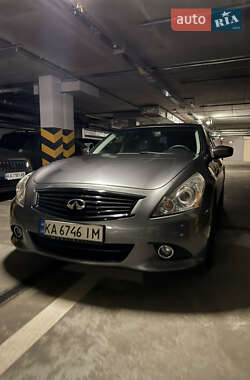 Седан Infiniti G25 2011 в 