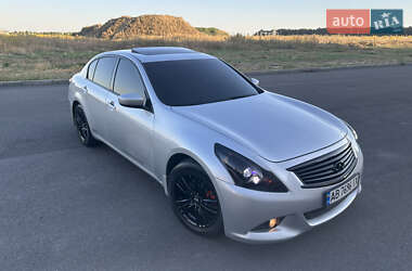 Седан Infiniti G25 2012 в 