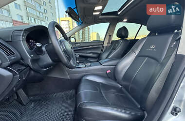 Седан Infiniti G25 2012 в 