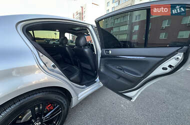 Седан Infiniti G25 2012 в 