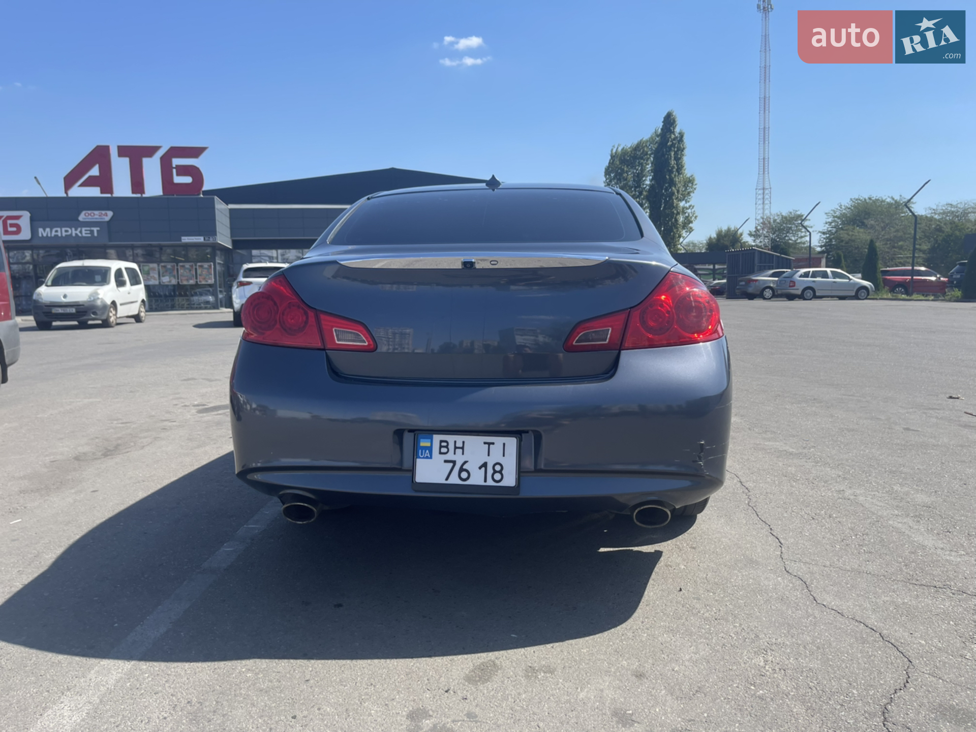 2010 Infiniti G - мініатюра 4