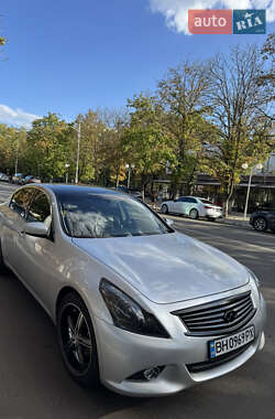 Седан Infiniti G25 2012 в Ізмаїлі