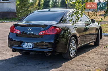 Седан Infiniti G25 2010 в Києві